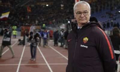 FILE - Claudio Ranieri enters the field prior to an Italian Serie A soccer match between Roma and Empoli, at the Olympic stadium in Rome, on March 11, 2019. (AP Photo/Gregorio Borgia, File)