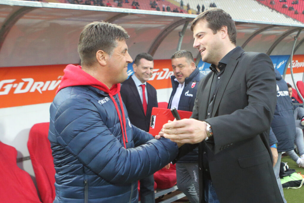 VLADAN MILOJEVIC trener fudbalera Crvene zvezde na utakmici Superlige Prvenstva Srbije i NENAD LALATOVIC trener Radnickog Nis na stadionu Rajka Mitica, Beograd, 15.04.2019. godine Foto: Marko Metlas Fudbal, Crvena zvezda, Superliga Prvenstvo Srbije, Radnicki Nis