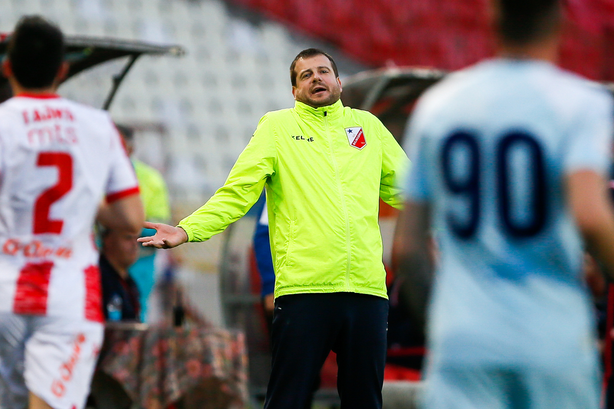 NENAD LALATOVIC trener, fudbalera Vojvodine, na prvenstvenoj utakmici protiv Crvene zvezde, na stadionu Rajko Mitic. Beograd, 29.04.2021. foto: Ivica Veselinov / MN Press Fudbal, Crvena zvezda, Vojvodina