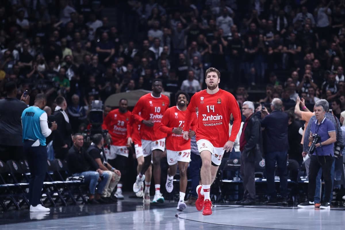 SASHA VEZENKOV Sasa Vezenkov kosarkas Olimpijakosa na utakmici Evrolige protiv Partizana u hali Stark Beogradska Arena, Beograd 24.03.2023. godine Foto: Ivica Veselinov / MN PRESS KOSARKA, BASKETBALL, EVROLIGA, EUROLEAGUE, KK PARTIZAN MOZZARTBET, OLIMPIJAKOS PIREJ, OLYMPIACOS PIREAUS