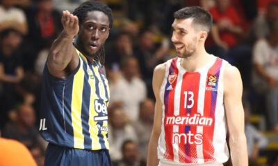 OGNJEN DOBRIC kosarkas Crvene Zvezde na utakmici Evrolige protiv JOHNATHAN MOTLEY Dzonatan Motli iz Fenerbahcea u hali Aleksandar Nikolic, Beograd 13.04.2023. Foto: Ivica Veselinov / MN PRESS KOSARKA, BASKETBALL, EVROLIGA, EUROLEAGUE, CRVENA ZVEZDA, FENERBAHCE ISTANBUL