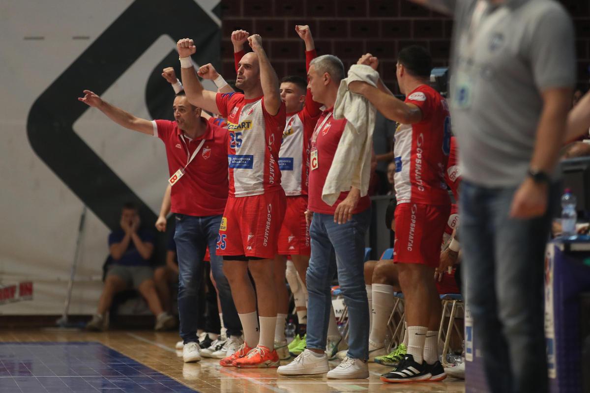 RADOST rukometasa Vojvodine na utakmici finala Prvenstva Srbije protiv Metaloplastike u SC Zorka, Sabac 26.05.2024. godine Foto: Ivica Veselinov / MN PRESS RUKOMET, HANDBALL, PRVENSTVO SRBIJE, NATIONAL CHAMPIONSHIP, VOJVODINA, METALOPLASTIKA