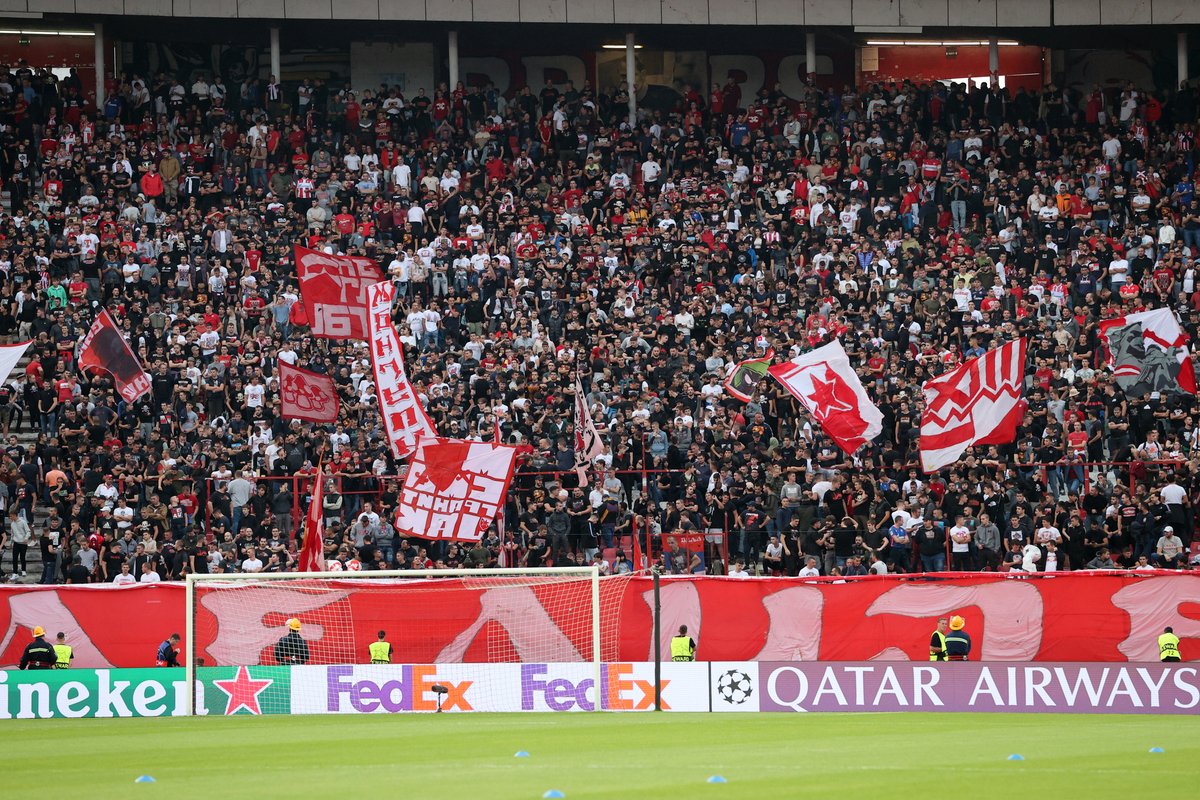 DELIJE navijaci fudbalera Crvene zvezde na utakmici UEFA Lige sampiona protiv Benfike na stadionu Rajko Mitic, Beograd 19.09.2024. godine Foto: MN Press/mr Fudbal, Crvena zvezda, UEFA Liga sampiona, Benfika