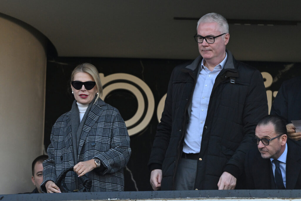 MILKA FORCAN clan Uprave i DEJAN TOMASEVIC fudbalera Partizana na utakmici Superlige Prvenstva Srbije protiv Radnickog Kragujevac na stadionu Partizana, Beograd 10.11.2024. godine Foto: Marko Metlas Fudbal, Partizan, Superliga Prvenstvo Srbije, Radnicki Kragujevac