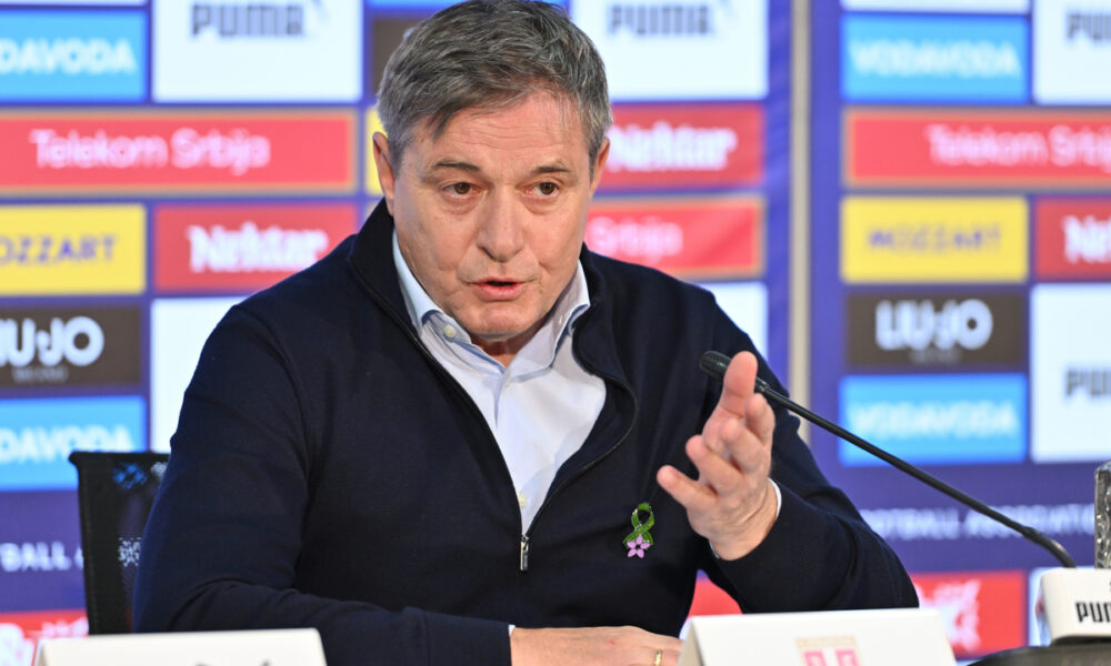 DRAGAN STOJKOVIC PIKSI selektor i trener fudbalske reprezentacije Srbije pres konferencija u sportskom centru FSS, Stara Pazova 11.11.2024. godine Foto: Marko Metlas Fudbal, Srbija, Pres konferencija