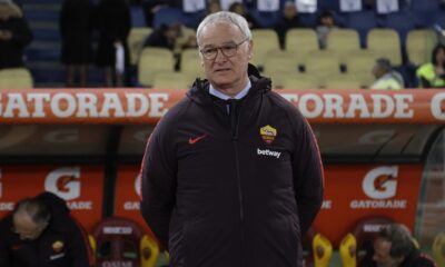 FILE - Claudio Ranieri enters the field prior to an Italian Serie A soccer match between Roma and Empoli, at the Olympic stadium in Rome, on March 11, 2019. (AP Photo/Gregorio Borgia, File)