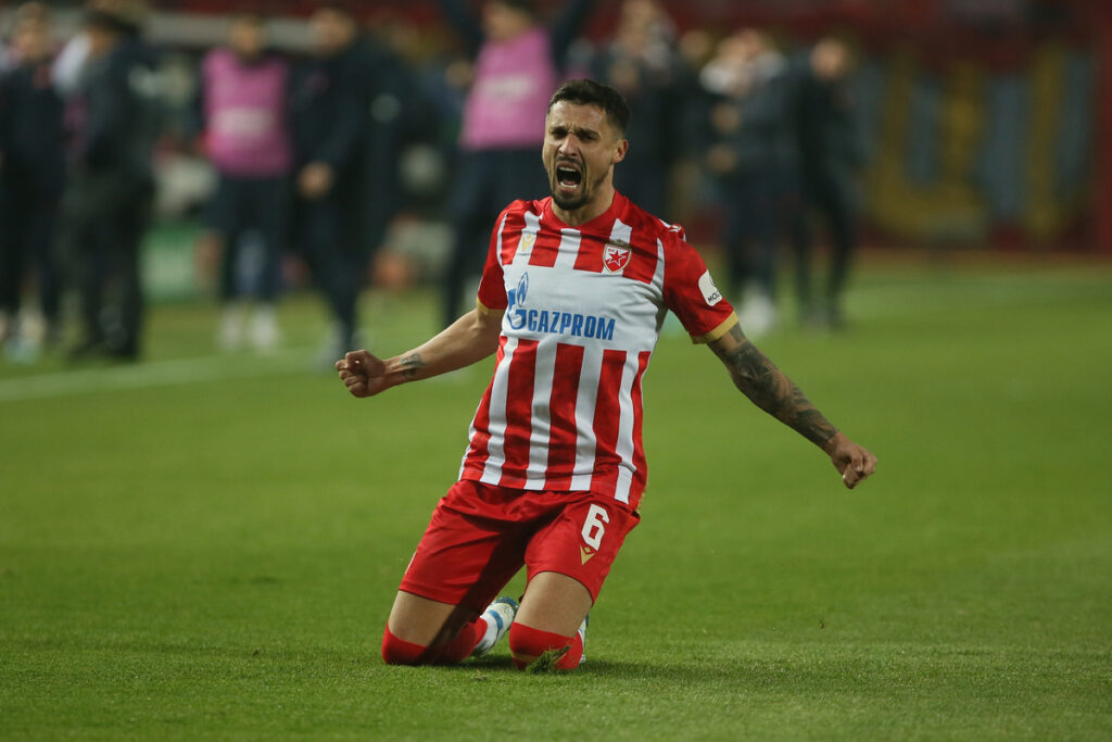 fudbaler Crvene Zvezde na utakmici UEFA Lige Sampiona protiv Stutgarta na stadionu Rajko Mitic, Beograd 27.11.2024. godine Foto: Ivica Veselinov / MN PRESS FUDBAL, FOOTBALL, UEFA CHAMPIONS LEAGUE, LIGA SAMPIONA, CRVENA ZVEZDA, RED STAR, STUTGART, VFB STUTTGART