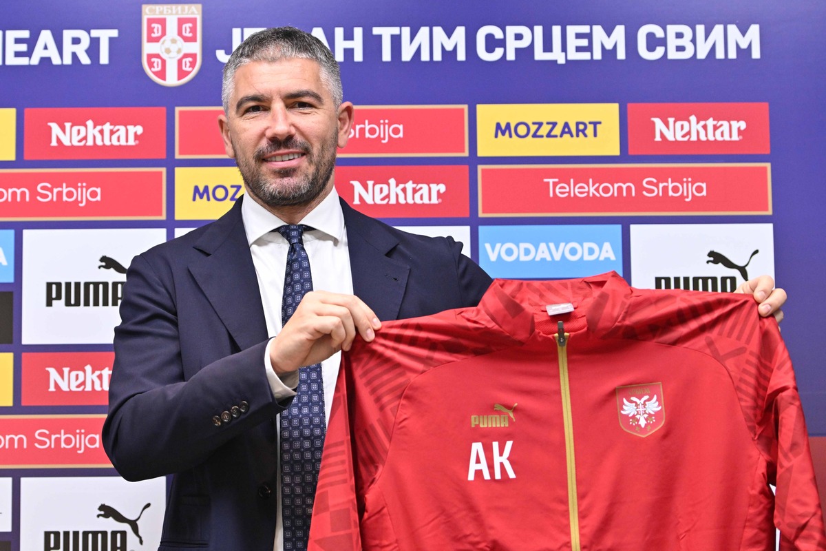 ALEKSANDAR KOLAROV selektor i trener U21 fudbalske reprezentacije Srbije pres konferencija u sportskom centru FSS, Stara Pazova 08.11.2024. godine Foto: Marko Metlas Fudbal, Srbija, U21