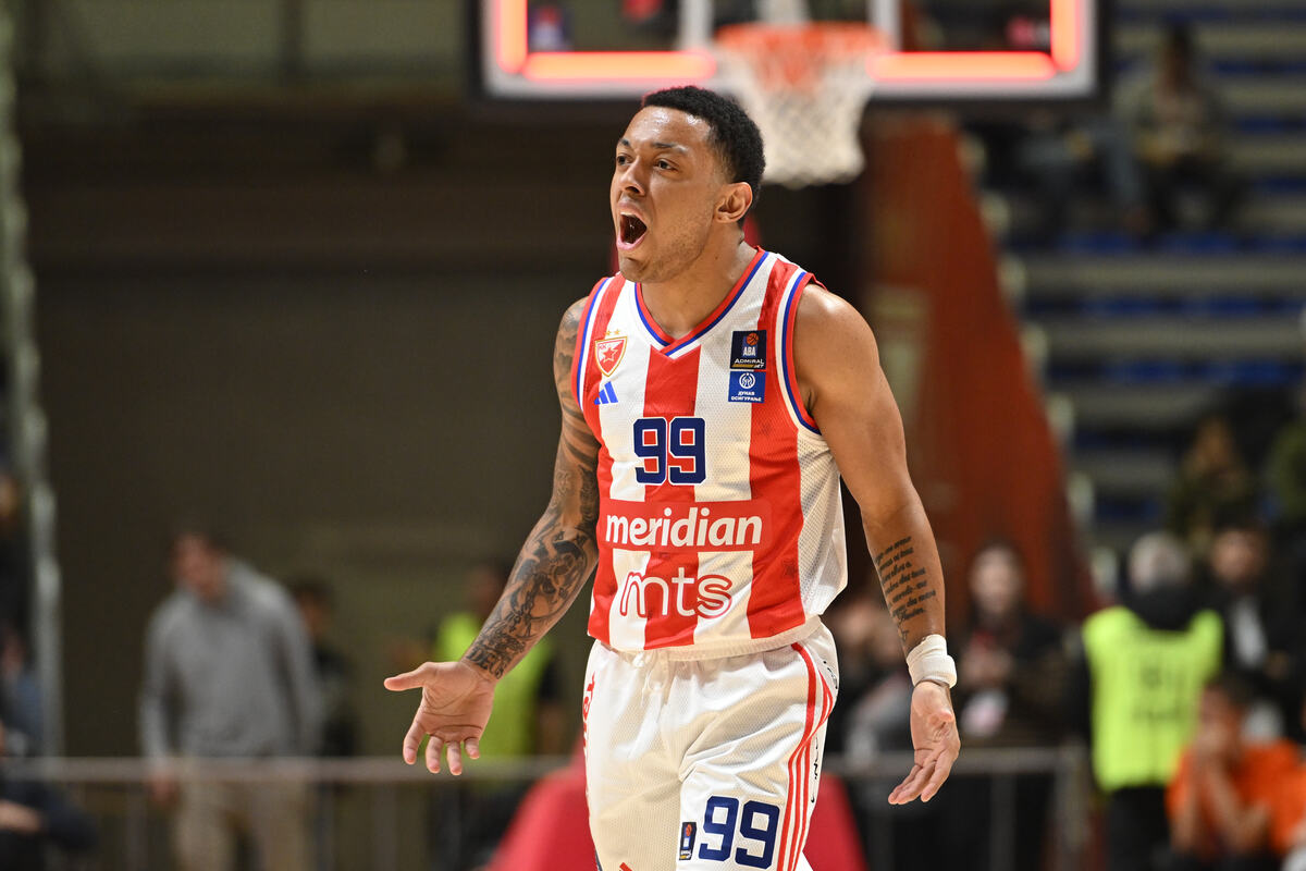 kosarkas Crvene zvezde na utakmici Jadranske ABA lige protiv Cedevita Olimpije u hali Aleksandar Nikolic, Beograd 04.11.2024. godine Foto: Marko Metlas Kosarka, Crvena zvezda, Jadranska ABA liga, Cedevita Olimpija