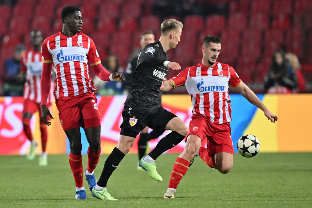 fudbaler Crvene zvezde na utakmici UEFA Lige sampiona protiv Stutgarta na stadionu Rajko Mitic, Beograd 27.11.2024. godine Foto: Marko Metlas Fudbal, Liga sampiona, Crvena zvezda, Stutgart