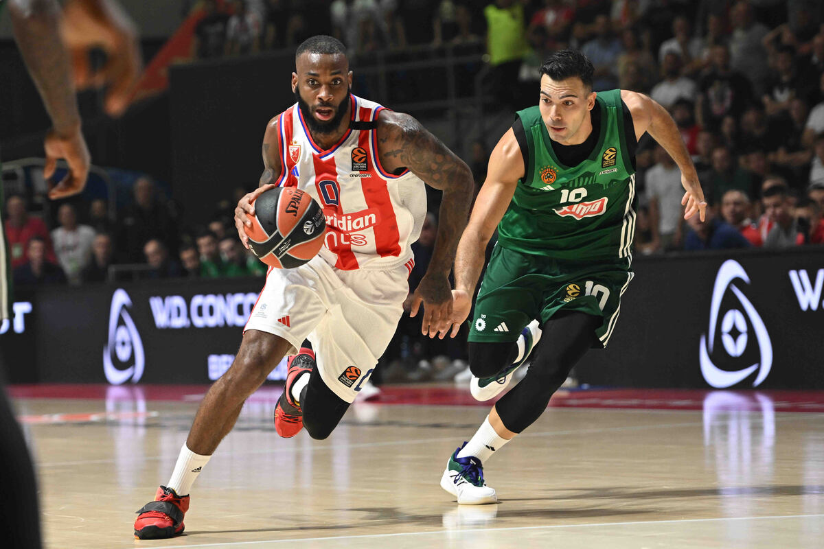 kosarkas Crvene zvezde na utakmici Evrolige protiv Panatinaikosa u hali Aleksandar Nikolic Pionir, Beograd 01.11.2024. godine Foto: Marko Metlas Kosarka, Crvena zvezda, Evroliga, Panatinaikos