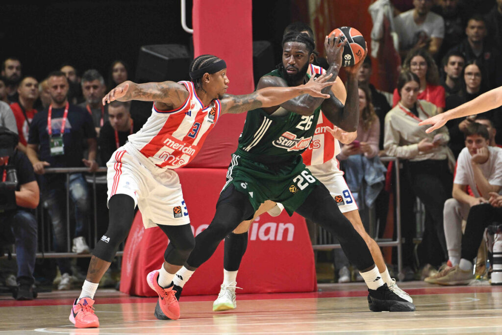 kosarkas Crvene zvezde na utakmici Evrolige protiv Panatinaikosa u hali Aleksandar Nikolic Pionir, Beograd 01.11.2024. godine Foto: Marko Metlas Kosarka, Crvena zvezda, Evroliga, Panatinaikos