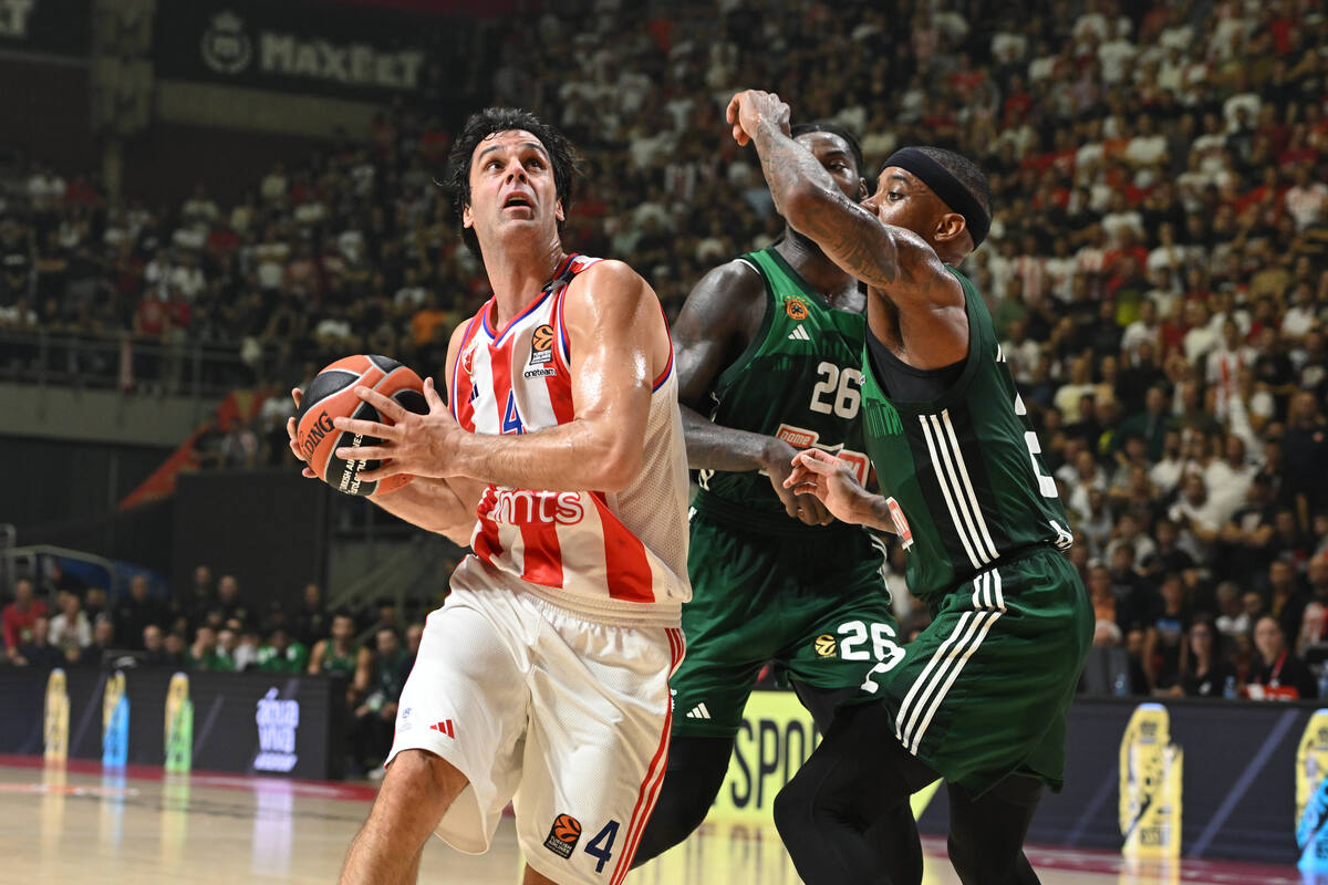 kosarkas Crvene zvezde na utakmici Evrolige protiv Panatinaikosa u hali Aleksandar Nikolic Pionir, Beograd 01.11.2024. godine Foto: Marko Metlas Kosarka, Crvena zvezda, Evroliga, Panatinaikos