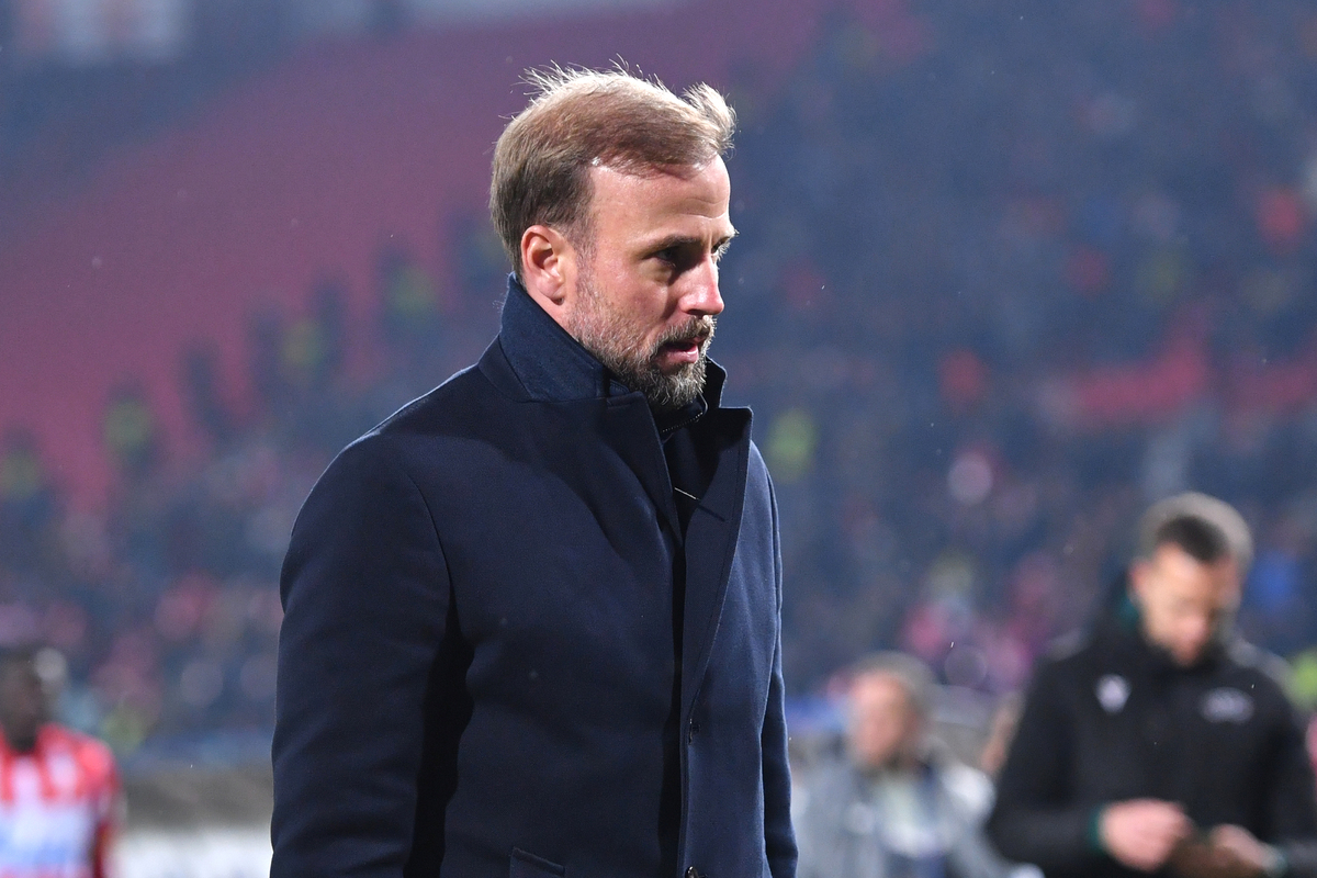 Trener Štutgarta na utakmici UEFA Lige sampiona protiv Crvene zvezde na stadionu Rajko Mitic, Beograd 27.11.2024. godine Foto: Marko Metlas Fudbal, Liga sampiona, Crvena zvezda, Stutgart