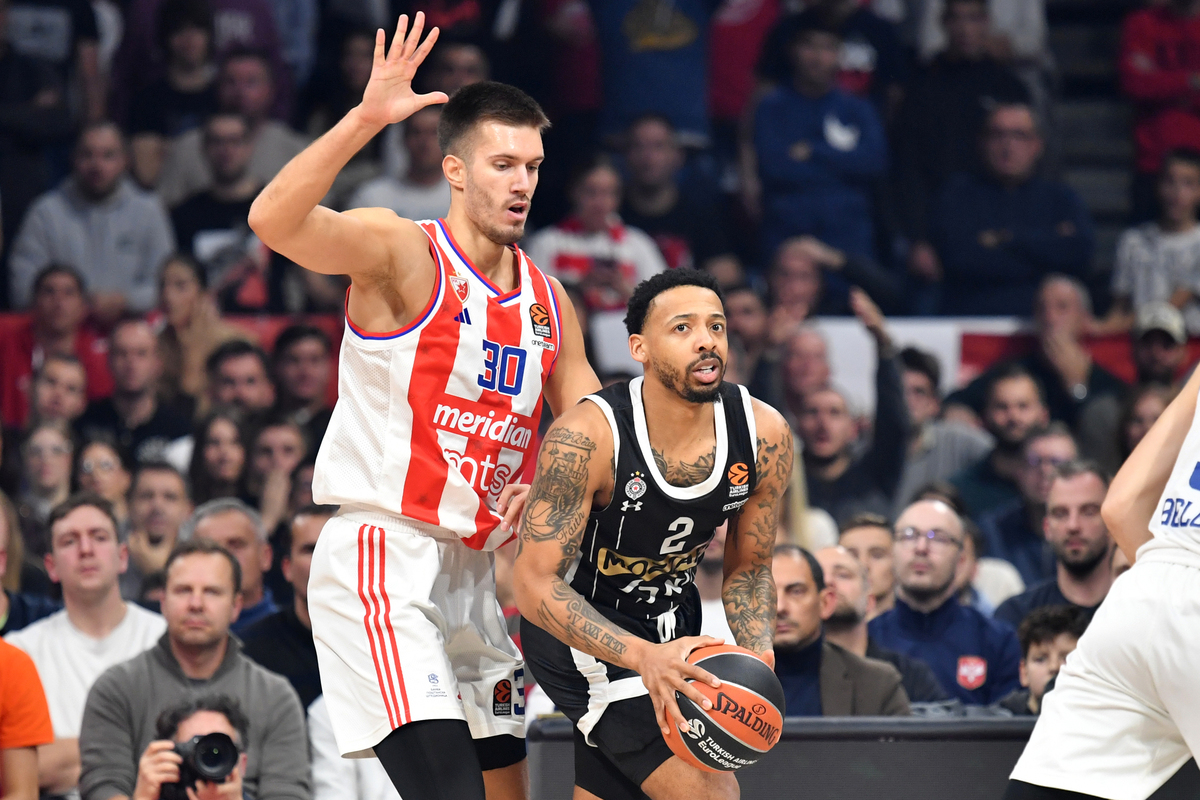 kosarkas Partizana na utakmici Evrolige protiv Crvene zvezde u hali Beogradska Arena, Beograd 21.11.2024. godine Foto: Marko Metlas Kosarka, Evroliga, Partizan, Crvena zvezda, Derbi