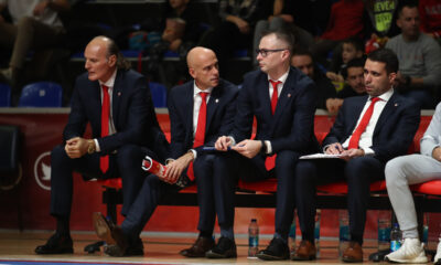 DUSKO IVANOVIC trener, CARLES MARCO Karles Marko, NENAD JAKOVLJEVIC i TODOR GALIC pomocni treneri kosarkasa Crvene Zvezde na utakmici ABA lige protiv Mornara u hali Aleksandar Nikolic, Beograd 10.12.2022. Foto: Ivica Veselinov / MN PRESS KOSARKA, BASKETBALL, CRVENA ZVEZDA, MORNAR BAR, ABA LIGA, ABA LEAGUE