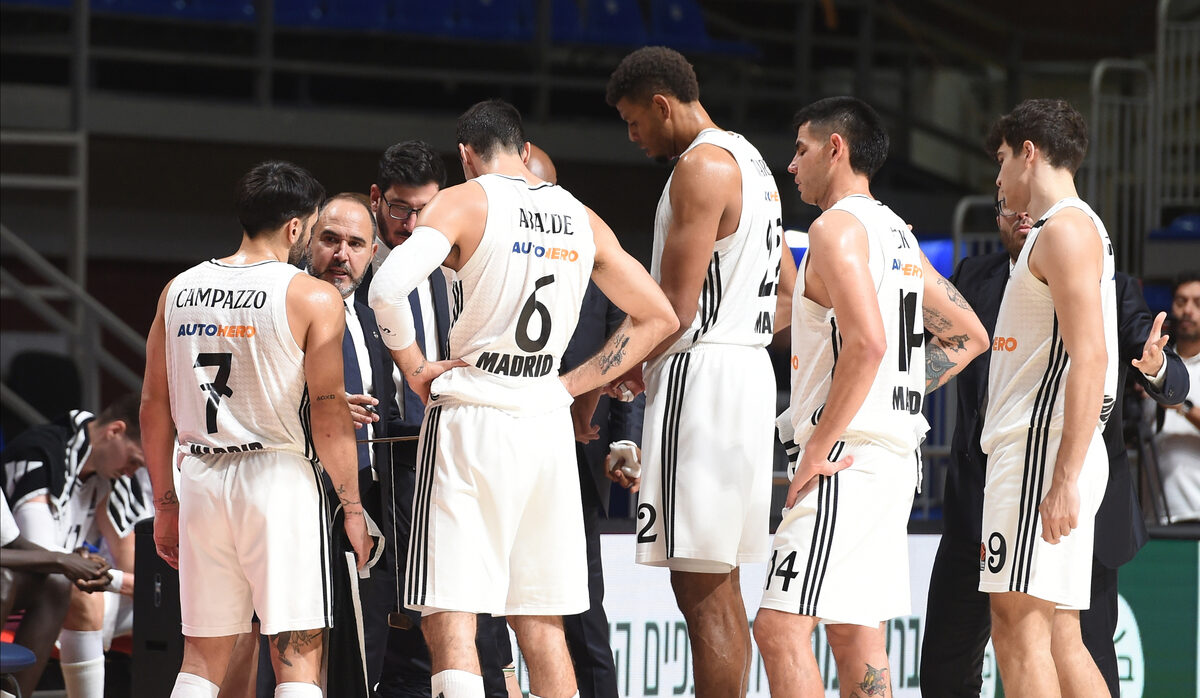 CHUS MATEO Cus Mateo, trener kosarkasa Reala, na utakmici Evrolige protiv Makabija, u hali Aleksandar Nikolic. Belgrade, 31.10.2024. foto: Nebojsa Parausic/ MN Press BASKETBALL, EUROLEAGUE, MACCABI, REAL MADRID