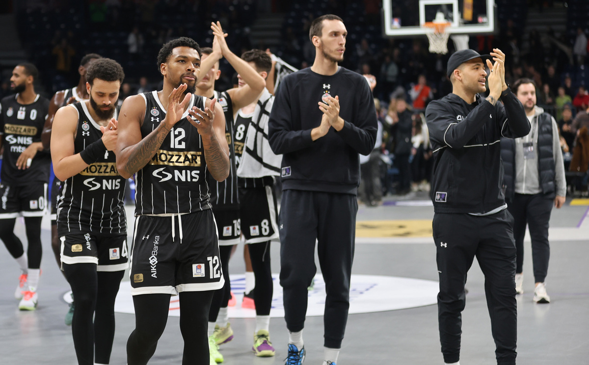 DUANE WASHINGTON Dvejn Vasington, STERLING BROWN Sterling Braun, ALEKSEJ POKUSEVSKI, GABRIEL IFFE LUNDBERG Gabriel Ife Lundberg RADOST kosarkasa Partizana na utakmici ABA lige protiv Splita u hali Beogradska arena. Beograd, 30.11.2024. Foto: MN press/ms Kosarka, Partizan, ABA liga, Splita