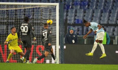 Lazio's Tijjani Noslin, right, scores his side's third goal during the Italian Cup soccer match between Lazio and Napoli at Rome's Olympic Stadium, Thursday, Dec. 5, 2024. (AP Photo/Andrew Medichini)