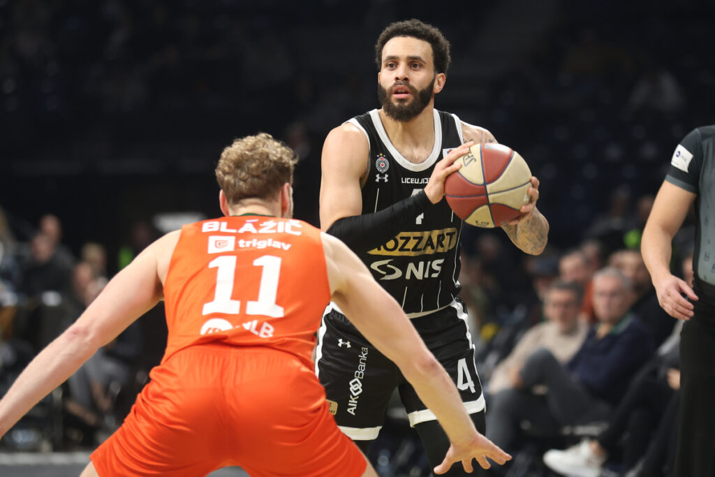 kosarkas Partizana na utakmici ABA lige protiv Cedevite u hali Beogradska Arena, Beograd 30.12.2024. godine Foto: Ivica Veselinov / MN PRESS KOSARKA, BASKETBALL, ABA LIGA, ABA LEAGUE, PARTIZAN, KK CEDEVITA OLIMPIJA