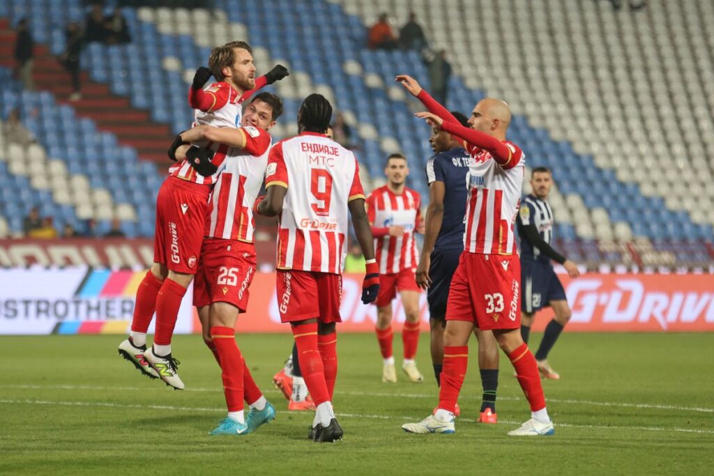 fudbaler Crvene Zvezde na utakmici Mocart Superlige protiv Tekstilca na stadionu Rajko Mitic, Beograd 07.12.2024. godine Foto: Ivica Veselinov / MN PRESS FUDBAL, FOOTBALL, MOZZART SUPERLIGA, CRVENA ZVEZDA, RED STAR, NATIONAL CHAMPIONSHIP, PRVENSTVO SRBIJE, TEKSTILAC ODZACI