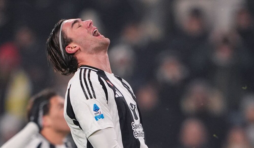 Juventus' Dusan Vlahovic reacts during the Serie A soccer match between Juventus and Venezia at the Juventus Stadium in Turin, Italy on Saturday, Dec. 14, 2024. (Fabio Ferrari/LaPresse via AP)