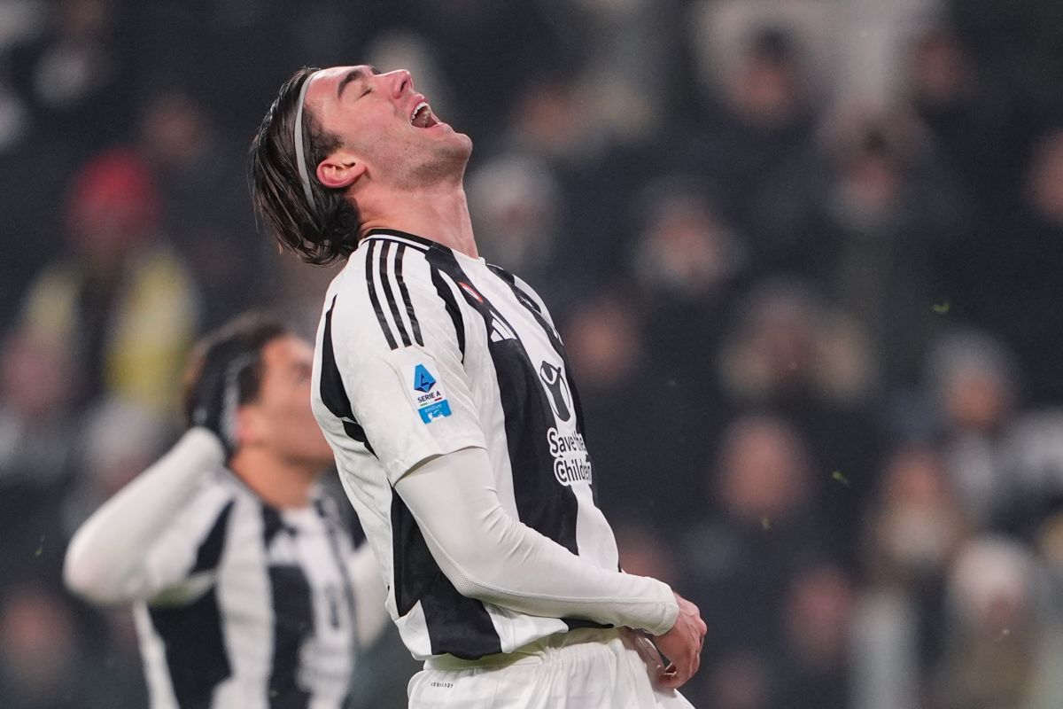 Juventus' Dusan Vlahovic reacts during the Serie A soccer match between Juventus and Venezia at the Juventus Stadium in Turin, Italy on Saturday, Dec. 14, 2024. (Fabio Ferrari/LaPresse via AP)