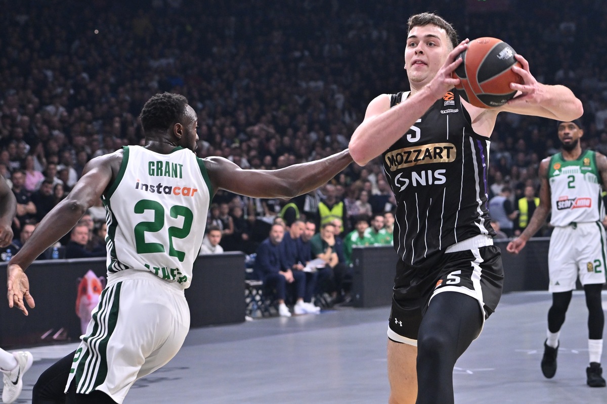 kosarkas Partizana na utakmici Evrolige protiv Panatinaikosa Atina u hali Stark Beogradska arena, Beograd 05.12.2024. godine Foto: Marko Metlas Kosarka, Partizan, Evroliga, Panatinaikos Atina