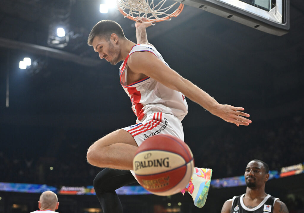 CRVENA ZVEZDA vs PARTIZAN Beograd, 23.12.2024. foto: Marko Metlas BASKETBALL, ABA LEAGUE, CRVENA ZVEZDA, PARTIZAN