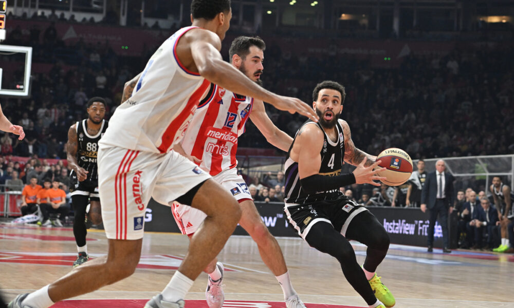 CRVENA ZVEZDA vs PARTIZAN Beograd, 23.12.2024. foto: Marko Metlas BASKETBALL, ABA LEAGUE, CRVENA ZVEZDA, PARTIZAN