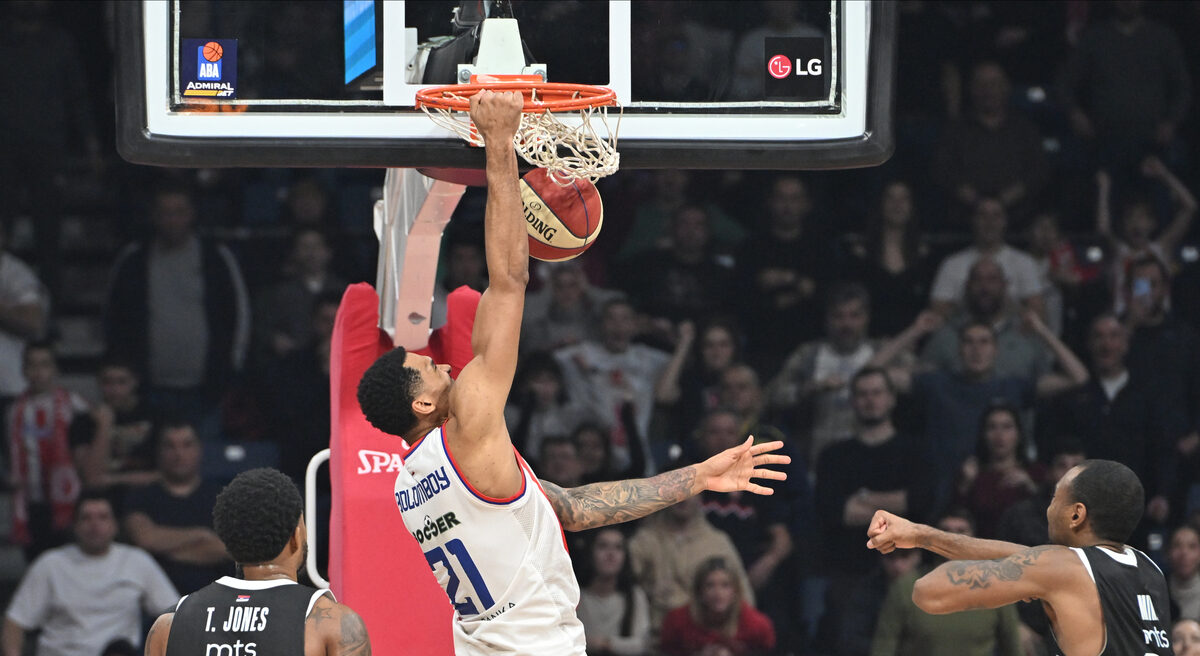 CRVENA ZVEZDA vs PARTIZAN Beograd, 23.12.2024. foto: Marko Metlas BASKETBALL, ABA LEAGUE, CRVENA ZVEZDA, PARTIZAN