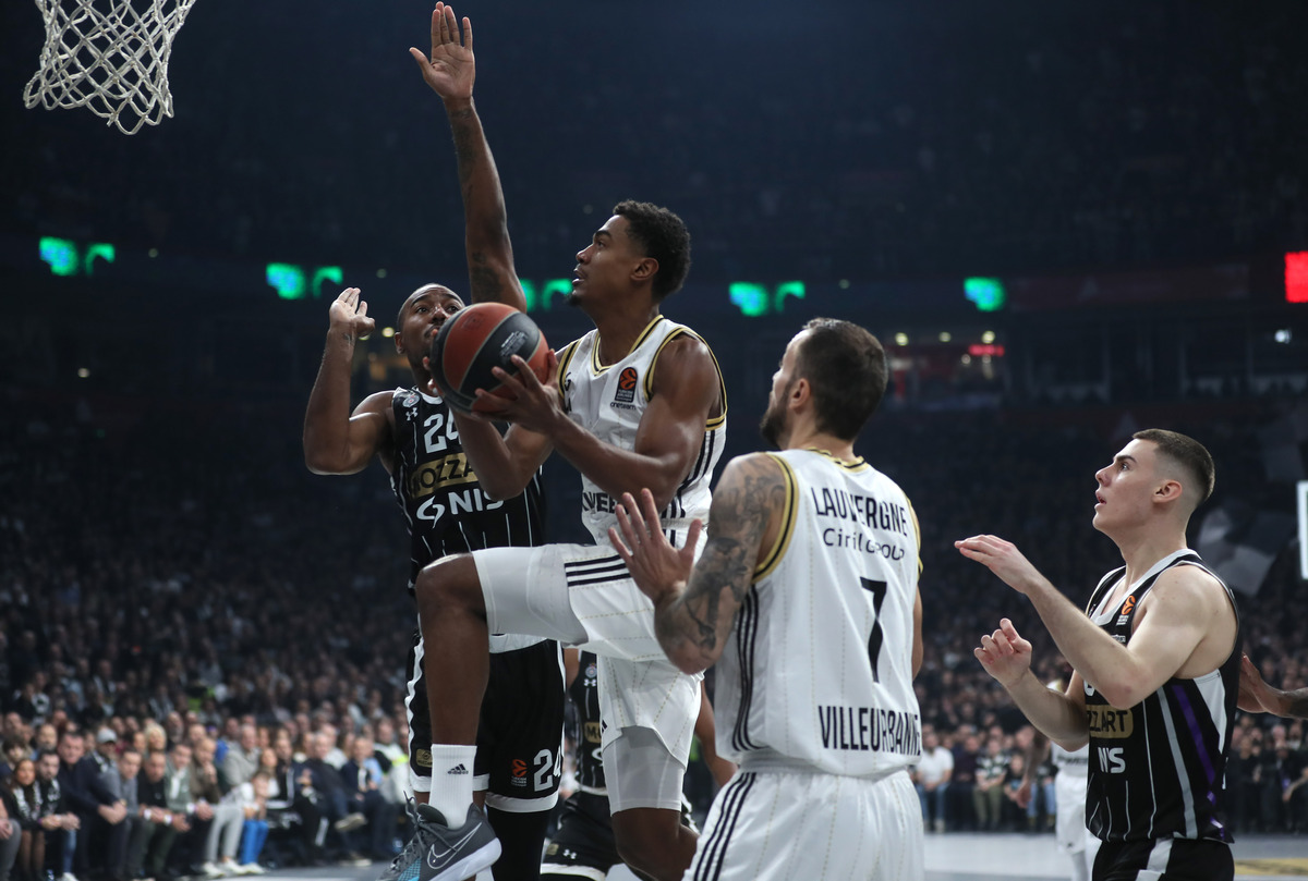 kosarkas Asvela na utakmici Evrolige protiv Partizana u hali Beogradska arena, Beograd 17.12.2024. godine Foto: Marko Metlas Kosarka, Partizan, Evroliga, Asvel Vilerbana