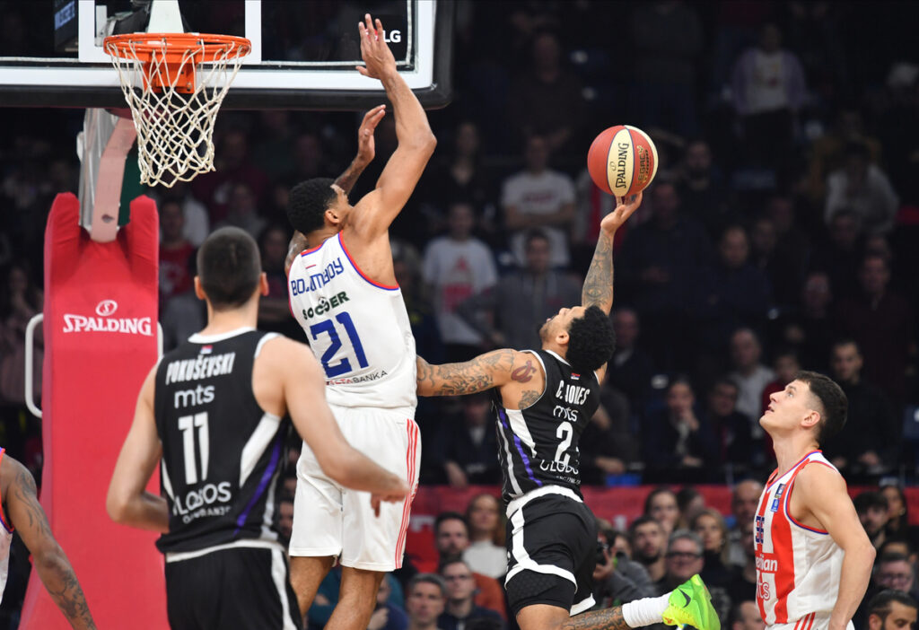 CRVENA ZVEZDA vs PARTIZAN Beograd, 23.12.2024. foto: Marko Metlas BASKETBALL, ABA LEAGUE, CRVENA ZVEZDA, PARTIZAN