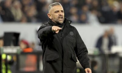 Vitoria's head coach Rui Borges gestures during the Europa Conference League opening phase soccer match between Vitoria SC and Fiorentina at the D. Afonso Henriques stadium in Guimaraes, Portugal, Thursday, Dec. 19, 2024. (AP Photo/Luis Vieira)