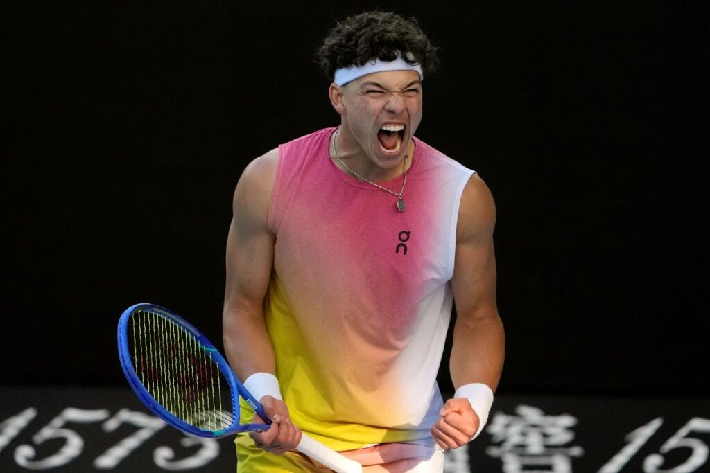 Ben Shelton of the U.S. reacts during his quarterfinal match against Lorenzo Sonego of Italy at the Australian Open tennis championship in Melbourne, Australia, Wednesday, Jan. 22, 2025. (AP Photo/Asanka Brendon Ratnayake)