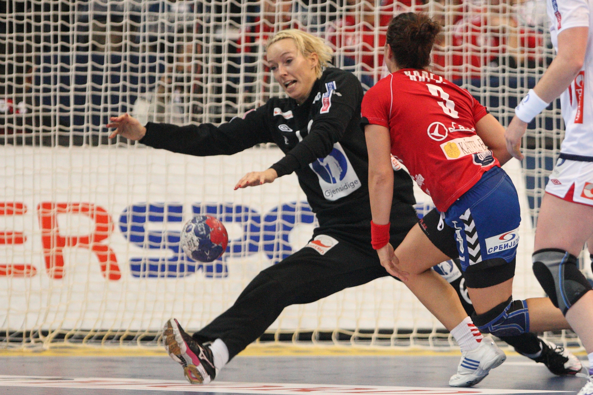 Katrine Lunde golman rukomet zene reprezentacija Norveska utakmica cetvrtfinala 1/4 IHF Svetskog prvenstva Srbija 2013 protiv Srbija u hali Kombank Beogradska arena 18.12.2013. godine Foto: Marko Metlas