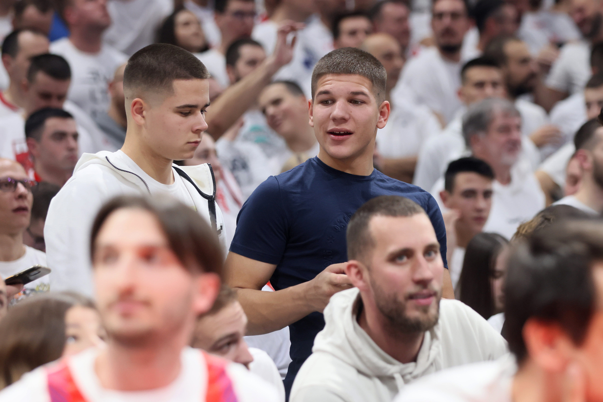 JOVAN MIJATOVIC fudbaler kosarkas Crvene zvezde na utakmici Evrolige protiv Partizana u hali Stark Beogradska arena, Beograd 04.01.2023. godine Foto: Marko Metlas Kosarka, Crvena zvezda, Evroliga, Partizan