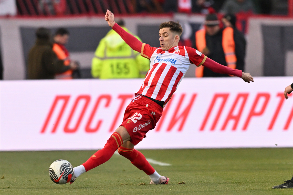 LUKA ILIC fudbaler Crvene zvezde na utakmici Superlige Prvenstva Srbije protiv Cukarickog na stadionu Rajka Mitica, Beograd, 22.12.2024. godine Foto: Marko Metlas Fudbal, Crvena zvezda, Superliga Prvenstvo Srbije, Cukaricki