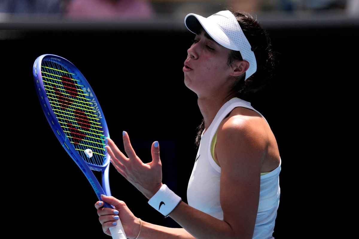 Olga Danilovic of Serbia reacts during a fourth round match against Paula Badosa of Spain at the Australian Open tennis championship in Melbourne, Australia, Sunday, Jan. 19, 2025. (AP Photo/Vincent Thian)