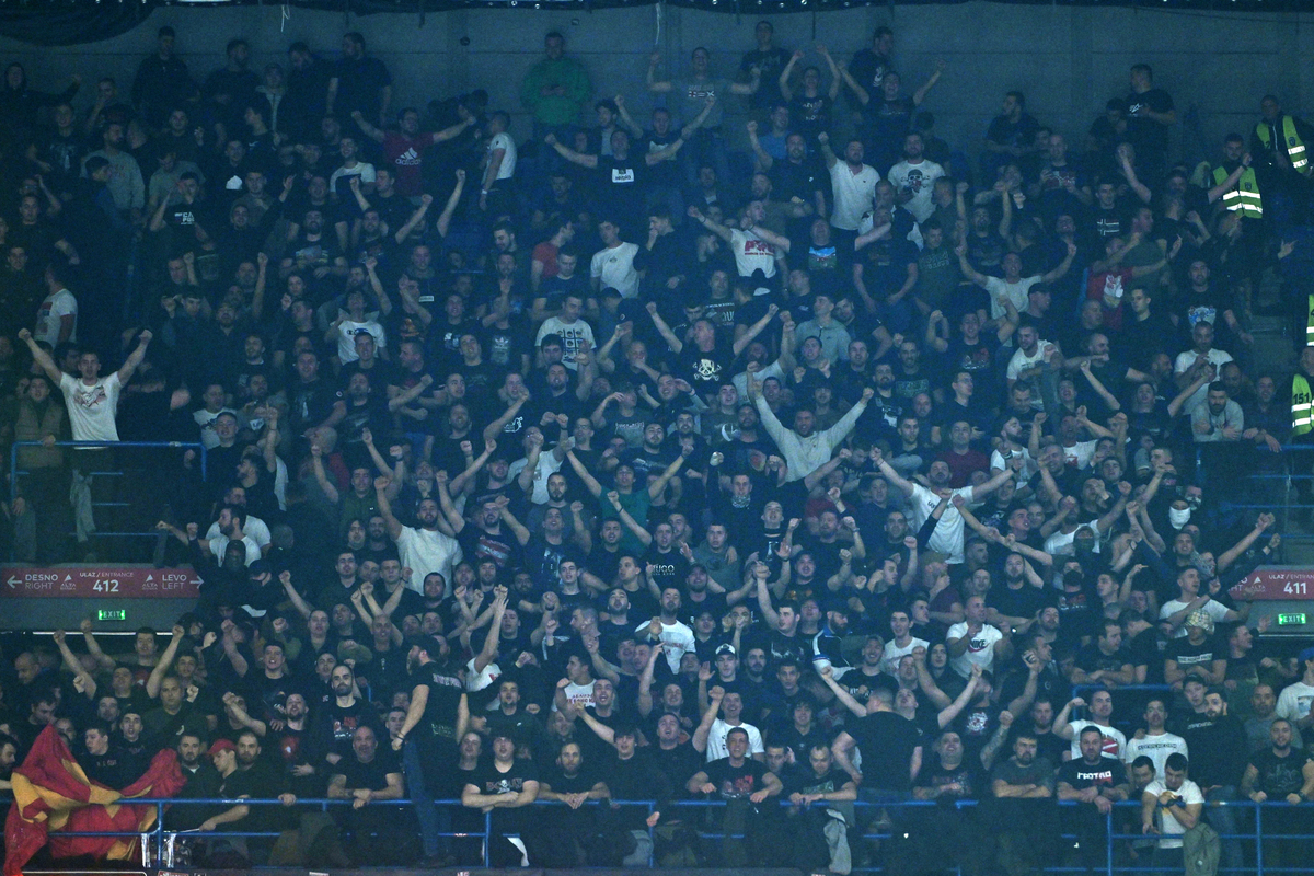 Navijači Partizana na utakmici Evrolige protiv Crvene zvezde u hali Beogradska arena, Beograd 31.01.2025. godine Foto: Marko Metlas Kosarka, Crvena zvezda, Evroliga, Partizan