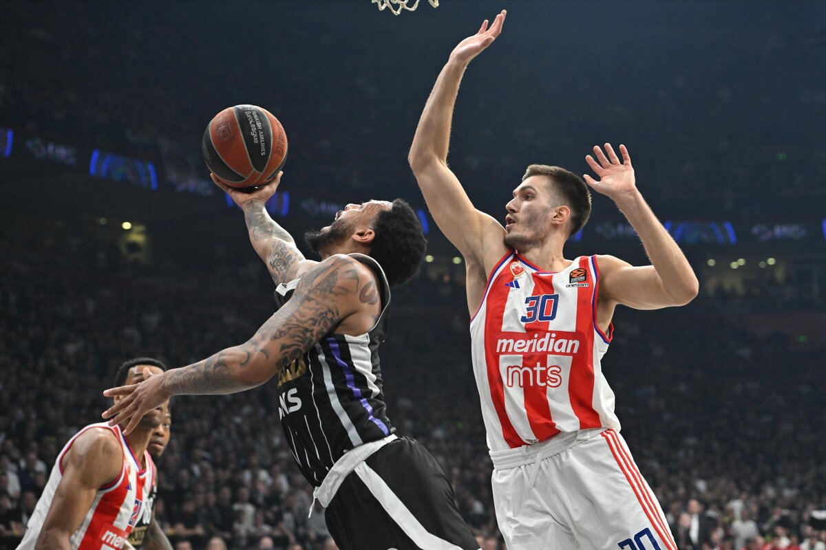 kosarkas Partizana na utakmici Evrolige protiv Crvene zvezde u hali Beogradska arena, Beograd 31.01.2025. godine Foto: Marko Metlas Kosarka, Crvena zvezda, Evroliga, Partizan