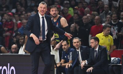 Trener Fenerbahčea na utakmici Evrolige protiv Crvene zvedze u hali Beogradska arena, Beograd 15.01.2025. godine Foto: Marko Metlas Kosarka, Crvena zvezda, Evroliga, Fenerbahce Istanbul