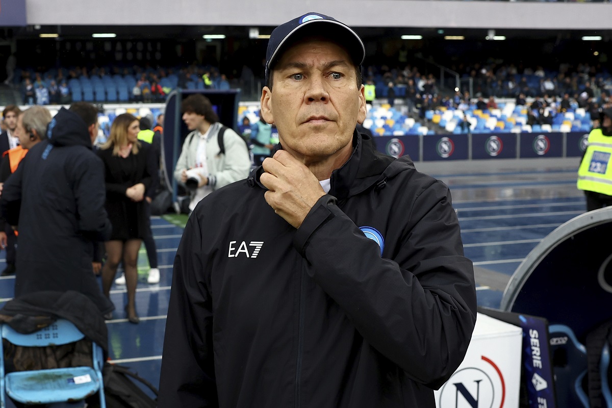 FILE - Napoli coach Rudi Garcia walks on the pitch ahead of the Serie A soccer match between Napoli and Empoli at the Diego Armando Maradona stadium in Naples, Italy, Sunday, Nov. 12, 2023. (Alessandro Garofalo/LaPresse via AP, File)