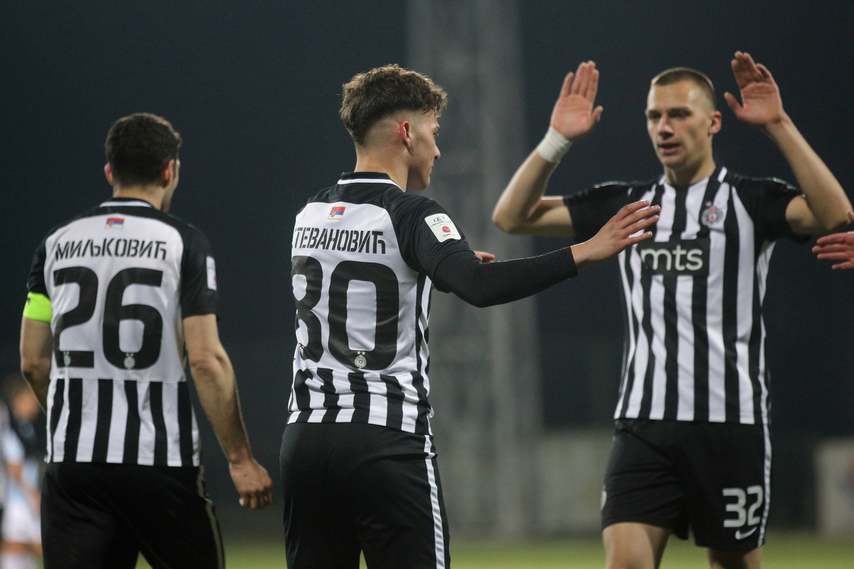 FILIP STEVANOVIC i NIKOLA STULIC fudbaleri Partizana na utakmici Superlige Prvenstva Srbije protiv Rada na stadionu Kralja Petra, Beograd 07.03.2021. godine Foto: Marko Metlas Fudbal, Partizan, Superliga Prvenstvo Srbije, Rad