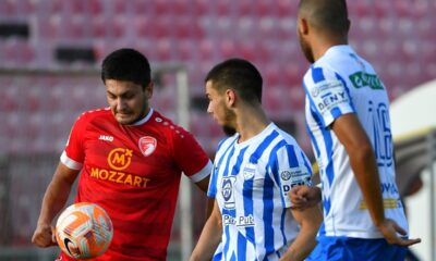 LUKA ZORIC, fudbaler Radnickog Kragujevac, na utakmici Superlige Prvenstva Srbije protiv Novog Pazara, i SEAD ISLAMOVIC, na stadionu Cika Daca. Kragujevac, 05.09.2022. foto: MN Press / mi Fudbal, Radnicki Kragujevac, Superliga Prvenstvo Srbije, Novi Pazar