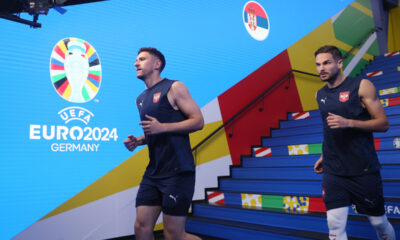 MILOS VELJKOVIC, MIJAT GACINOVIC fudbaleri reprezentacije Srbije trening pred utakmicu UEFA Evropskog prvenstva 2024 godine protiv Slovenije stadion Minhen fudbal arena, Minhen, 19.06.2024. godine Foto: Marko Metlas Fudbal, Reprezentacija, Srbija, UEFA Evropsko prvenstvo, EURO 2024