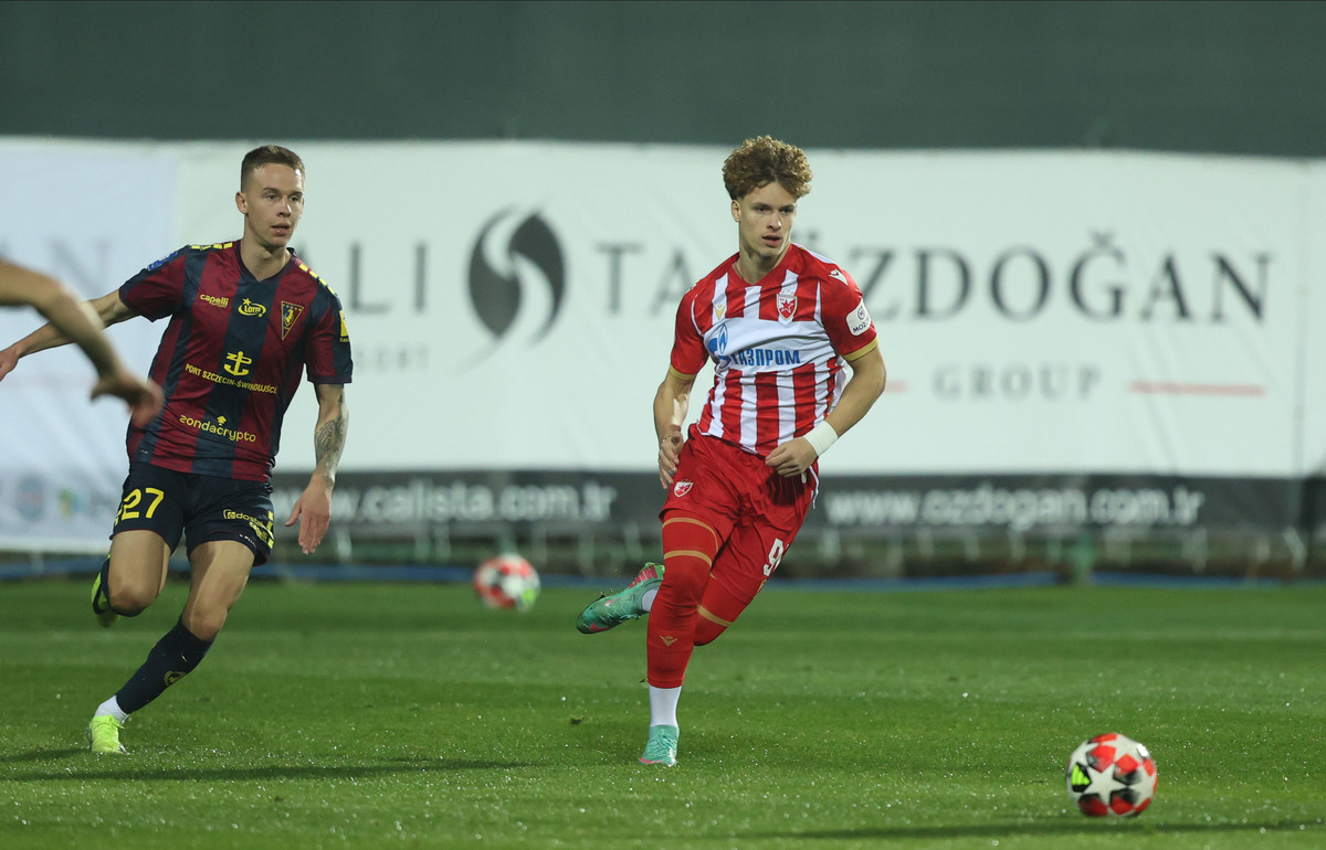 LAZAR JOVANOVIC, fudbaler Crvene zvezde, na prijateljskoj utakmici protiv Pogona, na stadionu SC Kalista. Antalija, 11.01.2025. foto: MN Press Fudbal, Crvena zvezda, Pogon Scecin