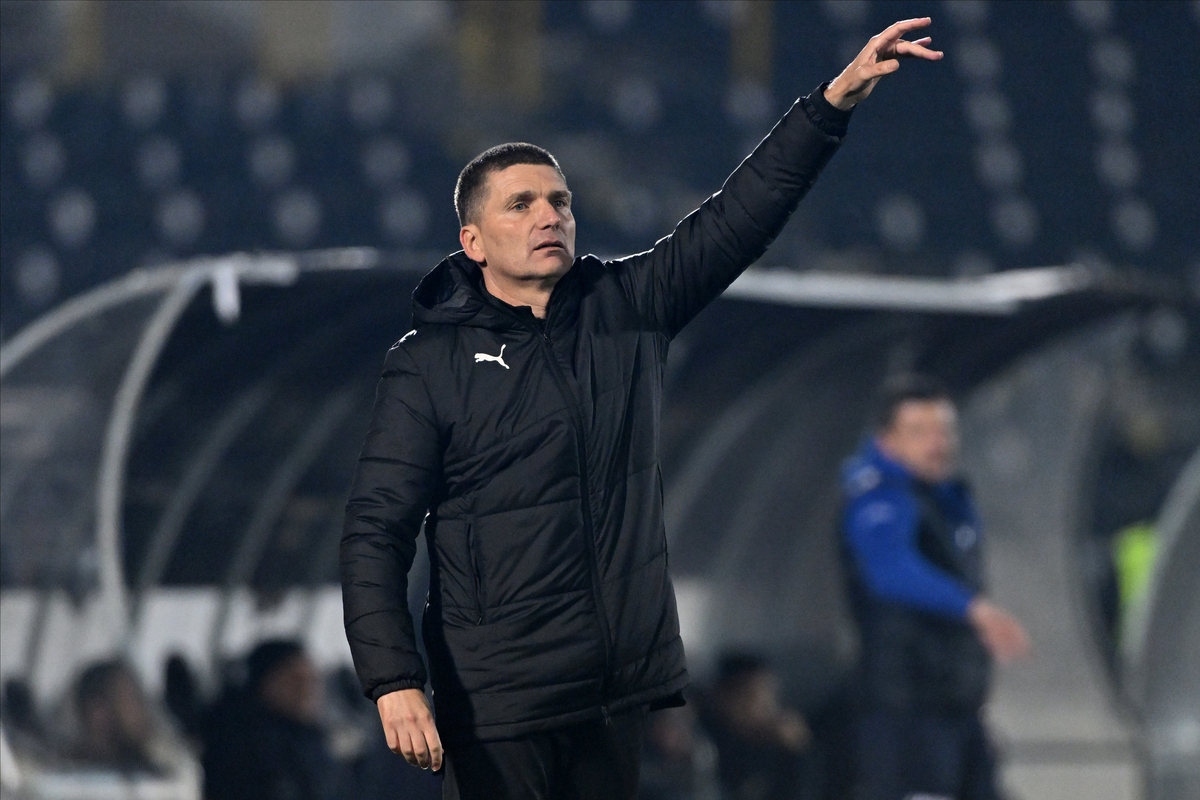 SRDJAN BLAGOJEVIC trener fudbalera Partizana na utakmici Superlige Prvenstva Srbije protiv Spartaka Subotica na stadionu Partizana, Beograd 01.02.2025. godine Foto: Marko Metlas Fudbal, Partizan, Superliga Prvenstvo Srbije, Spartak Subotica