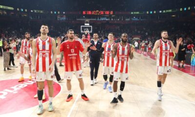 LUKA MITROVIC, OGNJEN DOBRIC, BRANKO LAZIC, NEMANJA NEDOVIC, CODI MILLER MCINTYRE Kodi Miler Mekintajer i ROKAS GIEDRAITIS, RADOST kosarkasa Crvene Zvezde na utakmici Evrolige protiv Asvela u hali Beogradska Arena, Beograd 04.02.2025. godine Foto: Ivica Veselinov / MN PRESS KOSARKA, BASKETBALL, EVROLIGA, EUROLEAGUE, CRVENA ZVEZDA, LDLC ASVEL VILLEURBANNE, ASVEL VILERBAN