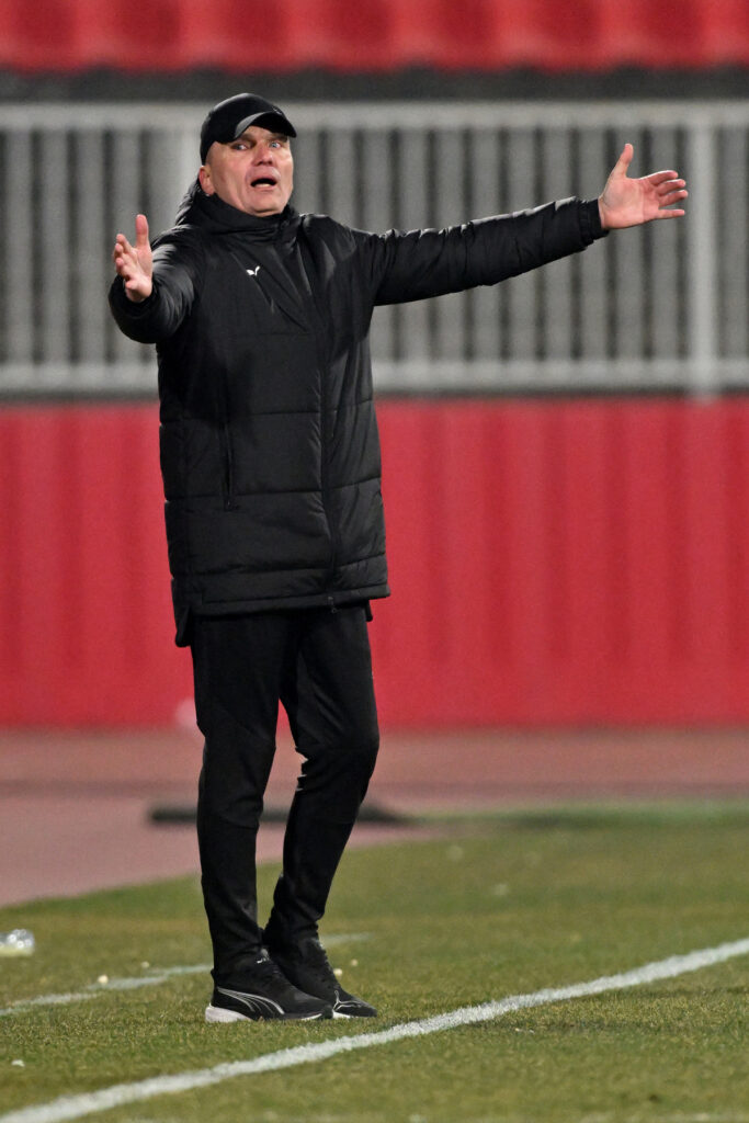 SRDJAN BLAGOJEVIC trener fudbalera Partizana na utakmici Superlige Prvenstva Srbije protiv Vojvodine Novi Sad na stadionu Karadjordje, Novi Sad 08.02.2025. godine Foto: Marko Metlas Fudbal, Partizan, Superliga Prvenstvo Srbije, Vojvodina Novi Sad